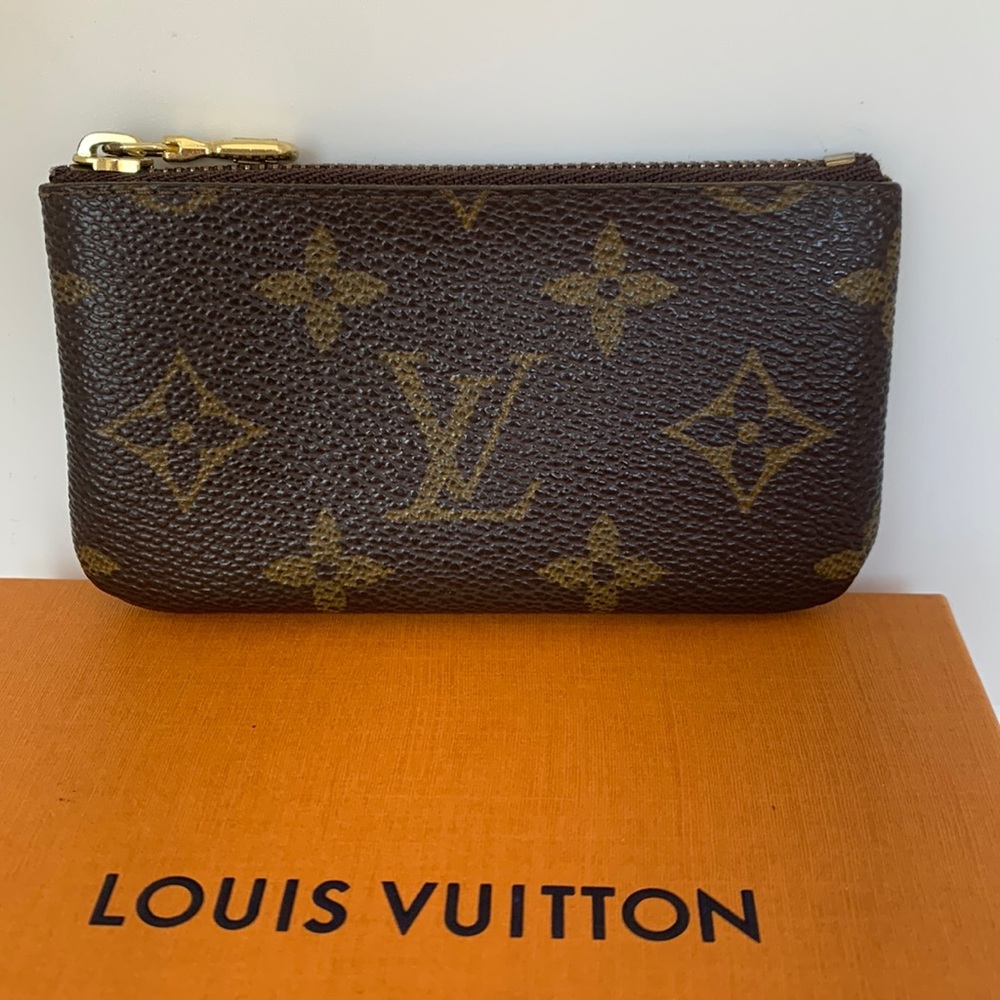 Louis Vuitton cles